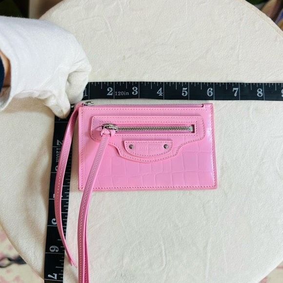 New in Box Balenciaga Pink Leather Neo Classic Wallet - Picture 14 of 14